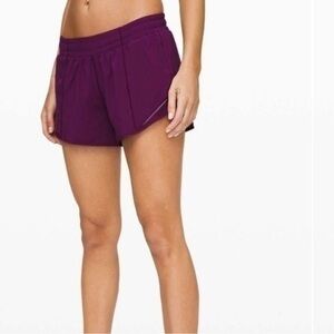 Lululemon Hotty Hot Short